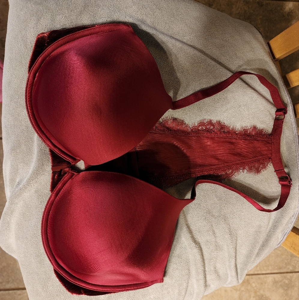 Victoria Secrets Bra